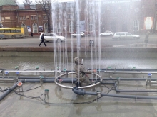 Фонтан на площади перед спортивным комплексом "ТРУД" в Иркутске
Resource id #34