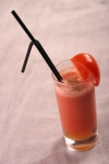 Сок томатный свежевыжатый с солью и перцем