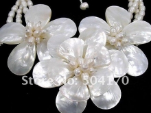 Ожерелье из речного жемчуга и перламутра
Resource id #31