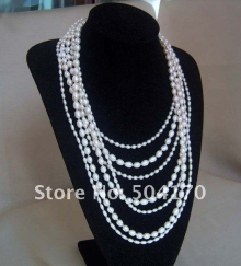 Ожерелье из речного жемчуга
Resource id #31