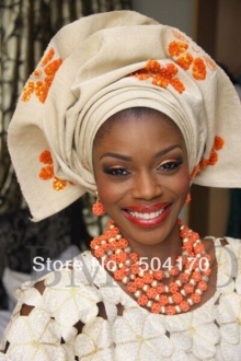 Набор из розового коралла (ожерелье, серьги)
Resource id #30