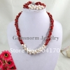 Набор из коралла и жемчуга (ожерелье, браслет)