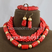 Набор из розового коралла (ожерелье, серьги, браслет)
Resource id #30