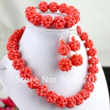 Набор из розового коралла (ожерелье, серьги, браслет)
Resource id #30