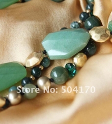 Ожерелье из полудрагоценных камней
Resource id #34