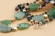 Ожерелье из полудрагоценных камней
Resource id #38