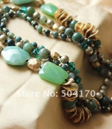 Ожерелье из полудрагоценных камней
Resource id #30