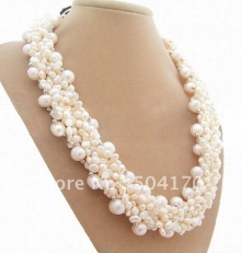 Ожерелье из речного жемчуга
Resource id #31