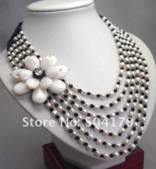 Ожерелье из речного жемчуга
Resource id #31